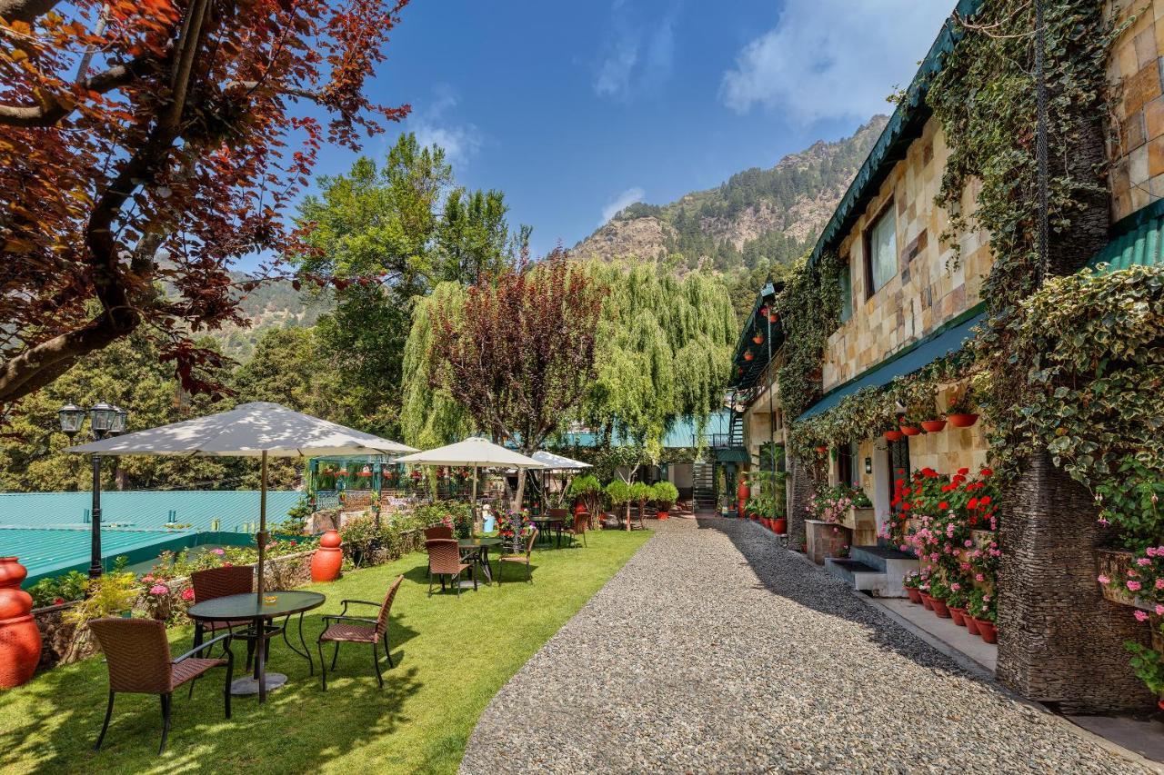 Shervani Hilltop Resort Нейнитал Екстериор снимка