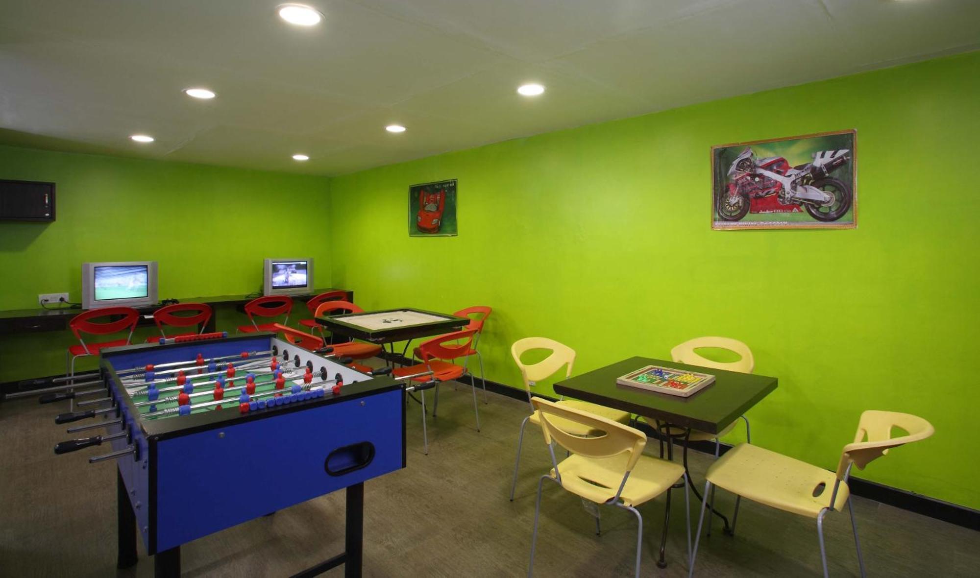 Shervani Hilltop Resort Нейнитал Екстериор снимка